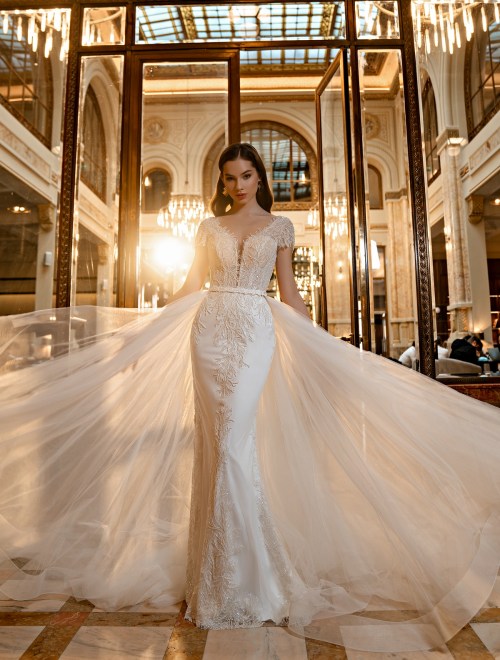 https://elisebride.ro/images/stories/virtuemart/product/5 Gabriella       (5).jpg